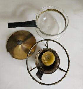 Glass-sauce-warmer-with-burner-second-image