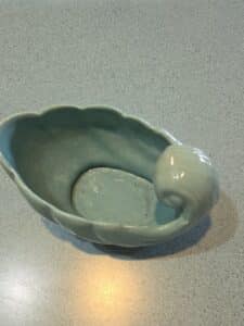 Haeger-Shell-Planter-second-image
