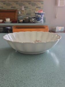 Hand-Painted-Rose-Bowl-second-image
