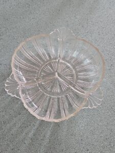 Hazel-Atlas-Ridge-Fan-Relish-Dish