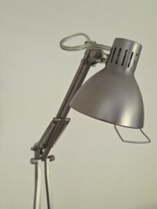 IKEA-FORS-Desk-Lamp-second-image