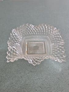 Indiana-Glass-Diamond-Point-Candy-Dish