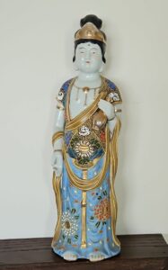 Japanese-Kutani-Porcelain-Guanyin-Statue