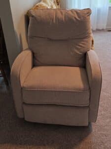 La-Z-Boy-Recliner-Swivel-Chair