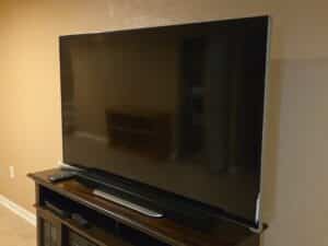 Large-Flat-Screen-Television