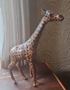 Leather-Giraffe-Figurine