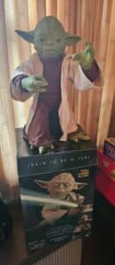 Legendary-Yoda-Figure