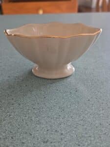 Lenox-Symphony-Gold-Trim-Dish