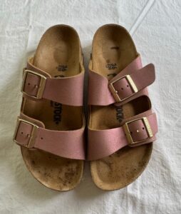 Metallic-Pink-Birkenstock-Arizona-Sandals