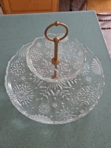 Mikasa-Snowflake-Two-Tier-Serving-Platter-second-image