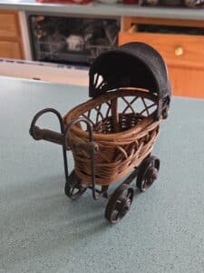 Miniature-Wicker-Doll-Pram-second-image