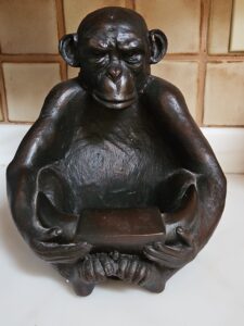 Monkey-Holding-Bowl-Statue
