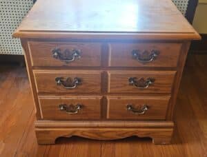 Oak-Nightstand