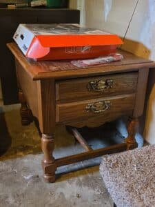 One-drawer-side-table