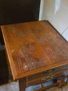 One-drawer-side-table-second-image