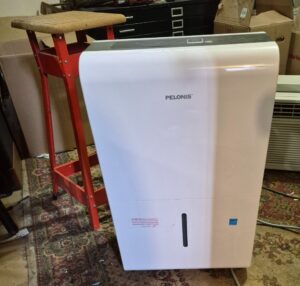 Pelonis-Pint-Dehumidifier