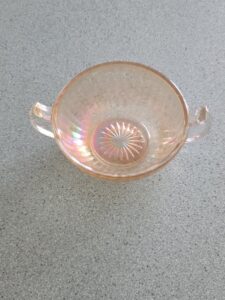 Pink-Depression-Glass-Sugar-Bowl-second-image