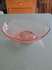 Pink-Depression-Glass-Twisted-Optic-Bowl