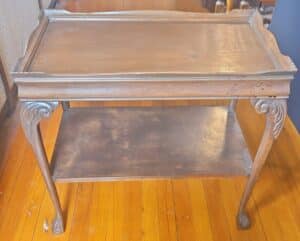 Queen-Anne-Tray-Top-Side-Table