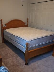 Queen-Size-Oak-Bed-Frame-with-Serta-Mattress