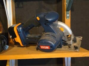 Ryobi-V-Circular-Saw