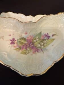 Set-of-Floral-Heart-Shaped-Dishes-second-image
