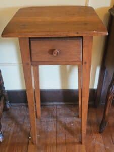 Shaker-Style-One-Drawer-Stand
