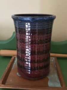 Stoneware-Utensil-Holder