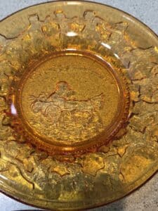 Tiara-Amber-Glass-Nursery-Rhyme-Plates-Set-third-image