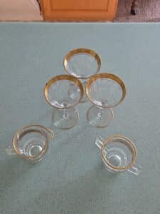 Tiffin-Franciscan-Rambler-Rose-Gold-Rimmed-Glassware-Set-second-image