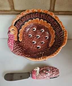 Turkey-Shaped-Dish-with-Spreader-second-image