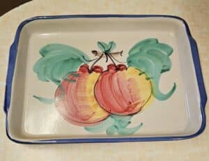 Vietri-Hand-Painted-Fruit-Baking-Dish