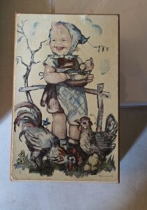 Vintage-Hummel-Style-Music-Box