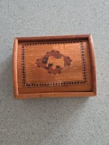Vintage-Scottie-Dog-Marquetry-Trinket-Box