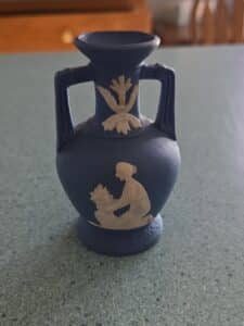 Wedgwood-Jasperware-Portland-Vase