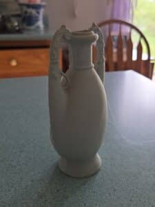 Wedgwood-Style-Jasperware-Cameo-Vase-third-image