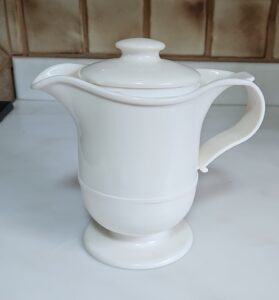 White-Ceramic-Gravy-Boat