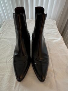 Womens-Black-Leather-Chelsea-Boots