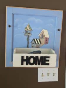 Wooden-HOME-Key-Holder-Wall-Art