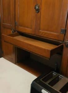 Antique-Oak-Hoosier-Cabinet-by-Sellers-fourth-image