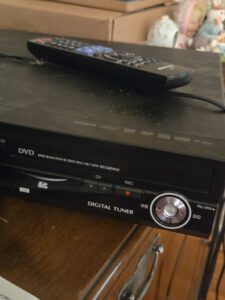 DVD-VHS-Recorder-third-image