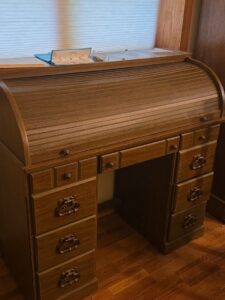 Ethan-Allen-Roll-Top-Desk-third-image
