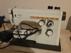Viking-Husqvarna-Sewing-Machine
