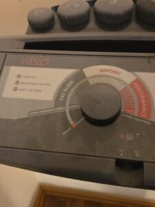 Weslo-Folding-Treadmill-fourth-image