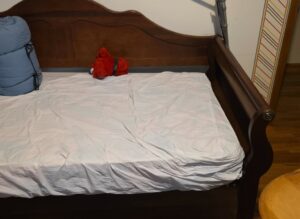 Wooden-Twin-Sleigh-Daybed-second-image
