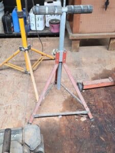 Adjustable-Roller-Stand