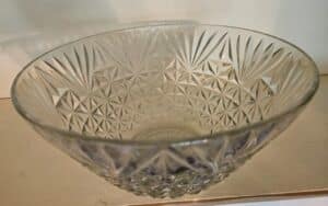 Anchor-Hocking-Arlington-Punch-Bowl-second-image