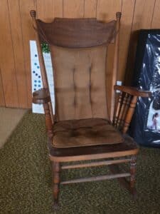 Antique-Oak-Spindle-Rocking-Chair