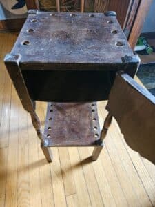 Antique-Smoking-Stand-second-image