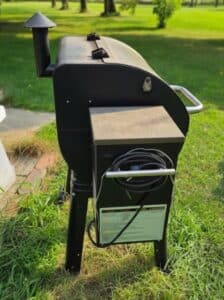 Camp-Chef-Pellet-Grill-third-image